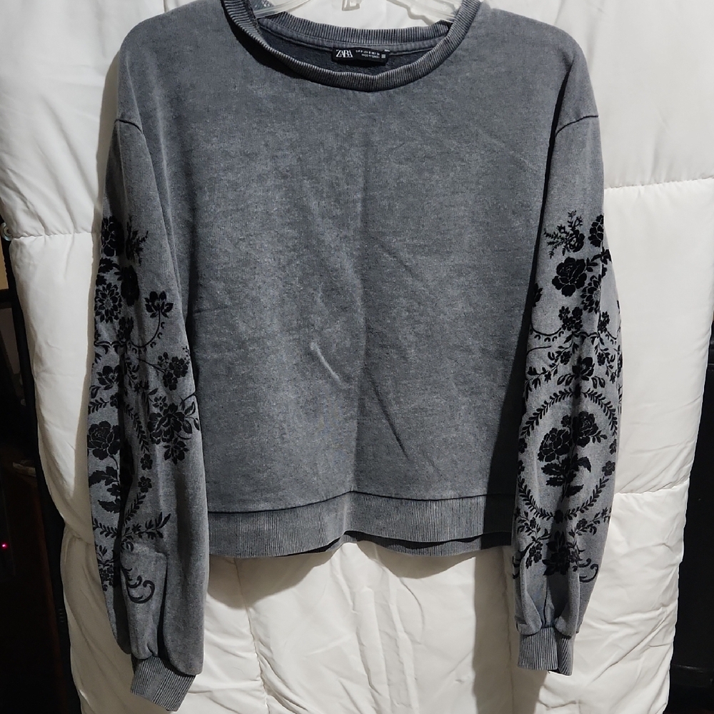 Zara Gray Embellished Cropped Sweatshirt